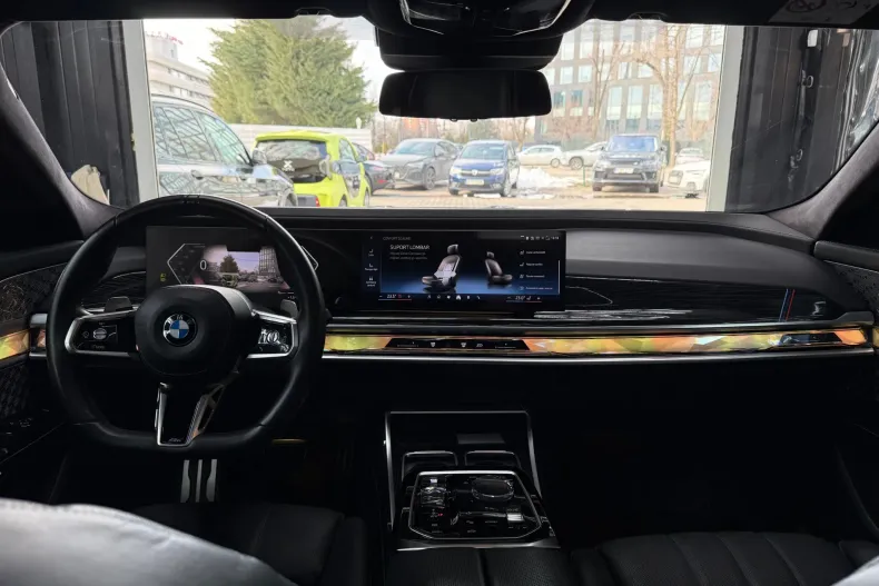 BMW 740d (Seria 7) din 2023 cu 64.322 km - oferta BMW195331 - foto 20
