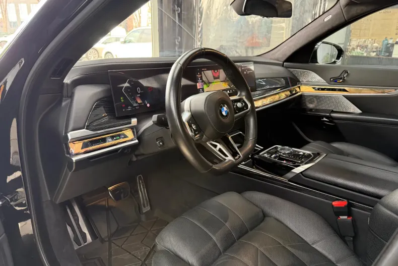 BMW 740d (Seria 7) din 2023 cu 64.322 km - oferta BMW195331 - foto 25