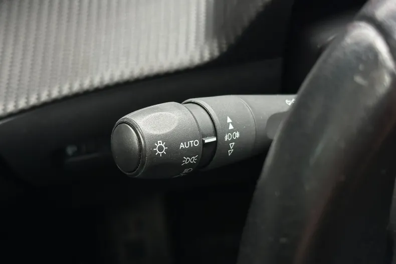 Peugeot 2008 din 2020 cu 127.998 km - oferta PEU195334 - foto 33