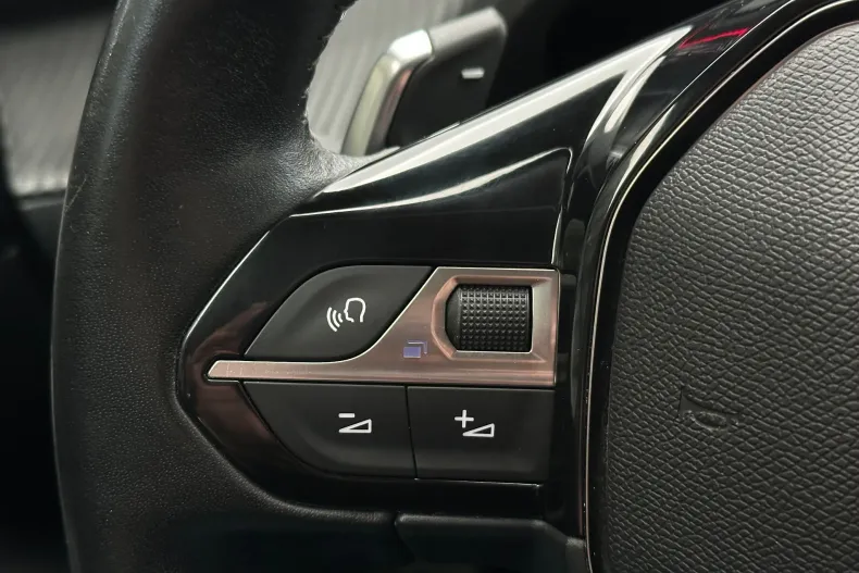 Peugeot 2008 din 2020 cu 127.998 km - oferta PEU195334 - foto 34