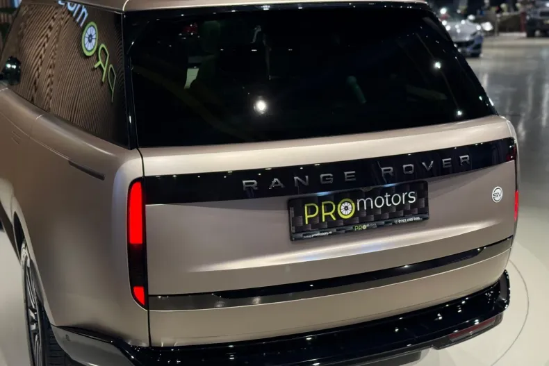 Land Rover Range Rover din 2025 cu 4.951 km - oferta LAN195336 - foto 4