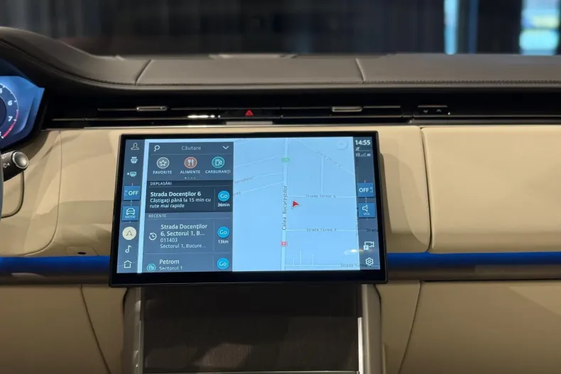 Land Rover Range Rover din 2025 cu 4.951 km - oferta LAN195336 - foto 20