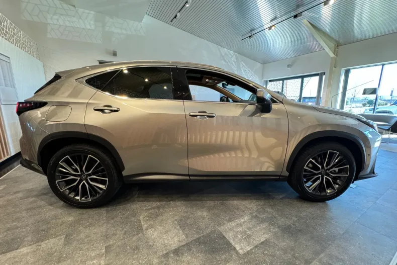 Lexus Seria NX din 2026 cu 2 km - oferta LEX195338 - foto 8