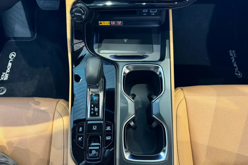 Lexus Seria NX din 2026 cu 2 km - oferta LEX195338 - foto 17