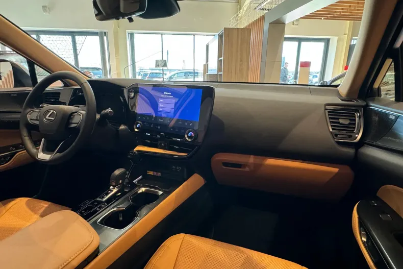 Lexus Seria NX din 2026 cu 2 km - oferta LEX195338 - foto 24