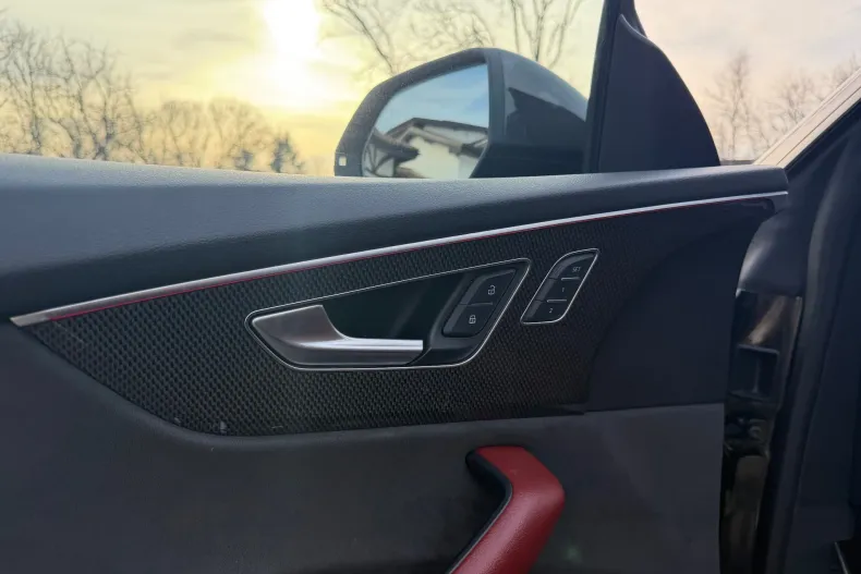 Audi SQ8 din 2020 cu 172.000 km - oferta AUD195340 - foto 18