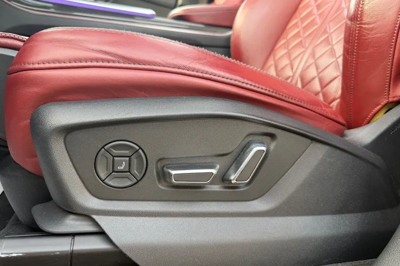 Audi SQ8 din 2020 cu 172.000 km - oferta AUD195340 - foto 19