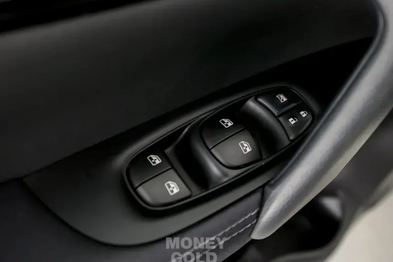 Nissan Qashqai din 2021 cu 67.008 km - oferta NIS195346 - foto 28