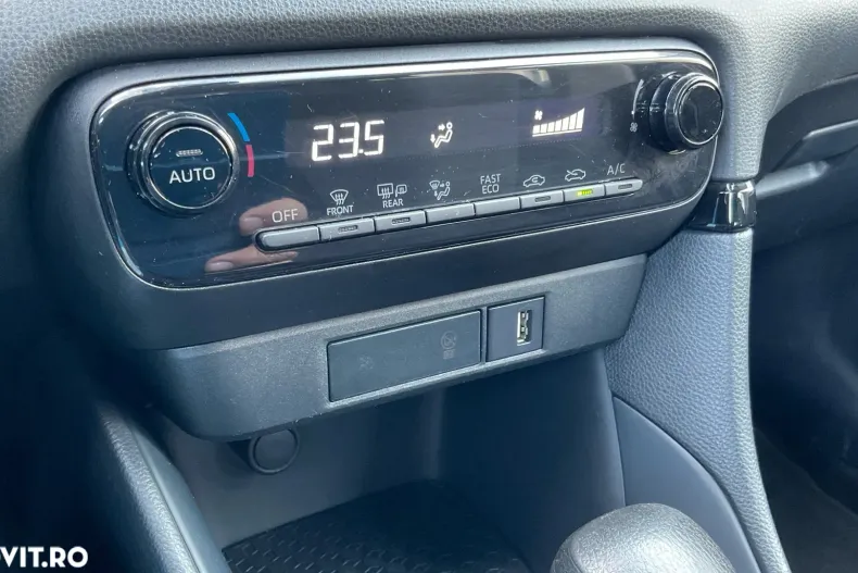 Toyota Yaris din 2022 cu 101.986 km - oferta TOY195351 - foto 26