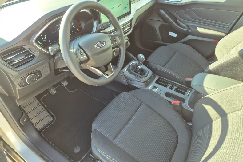 Ford Focus din 2025 cu 1 km - oferta FOR195353 - foto 17