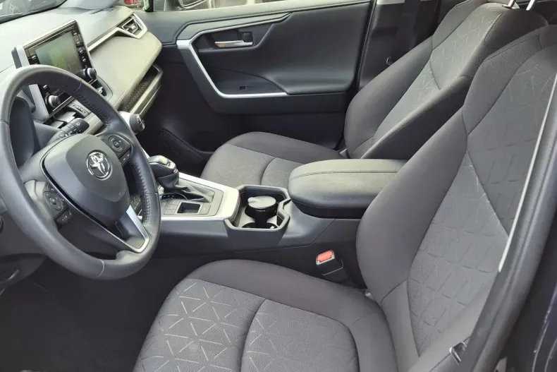 Toyota RAV4 din 2021 cu 81.015 km - oferta TOY195358 - foto 11