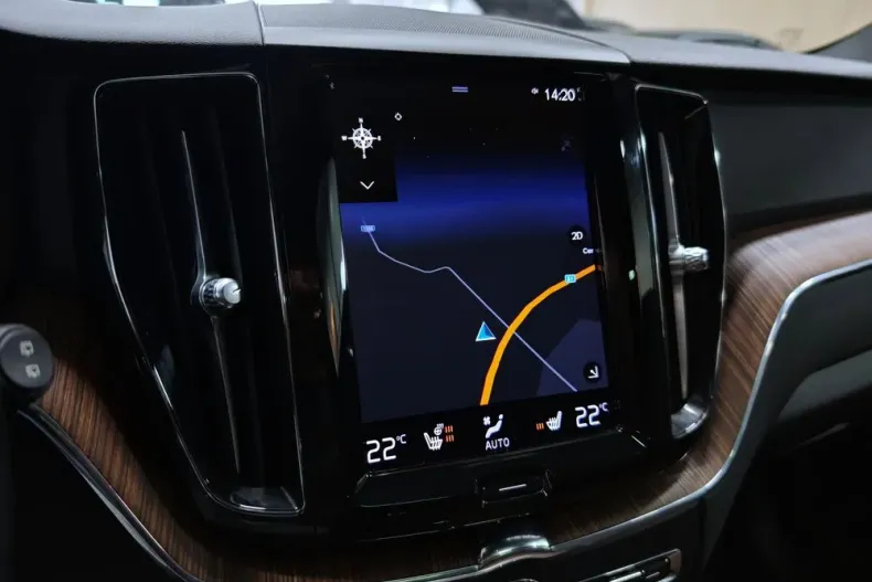 Volvo XC60 din 2020 cu 97.035 km - oferta VOL195360 - foto 14