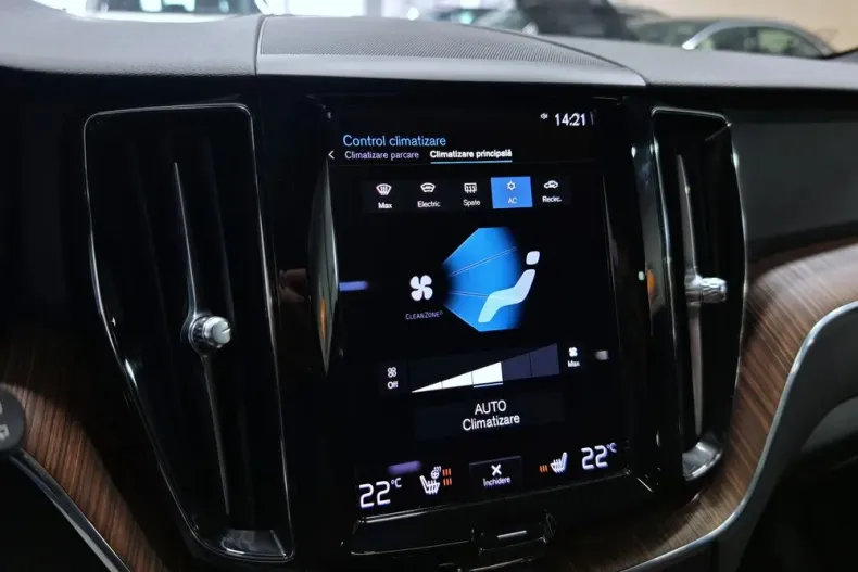 Volvo XC60 din 2020 cu 97.035 km - oferta VOL195360 - foto 30