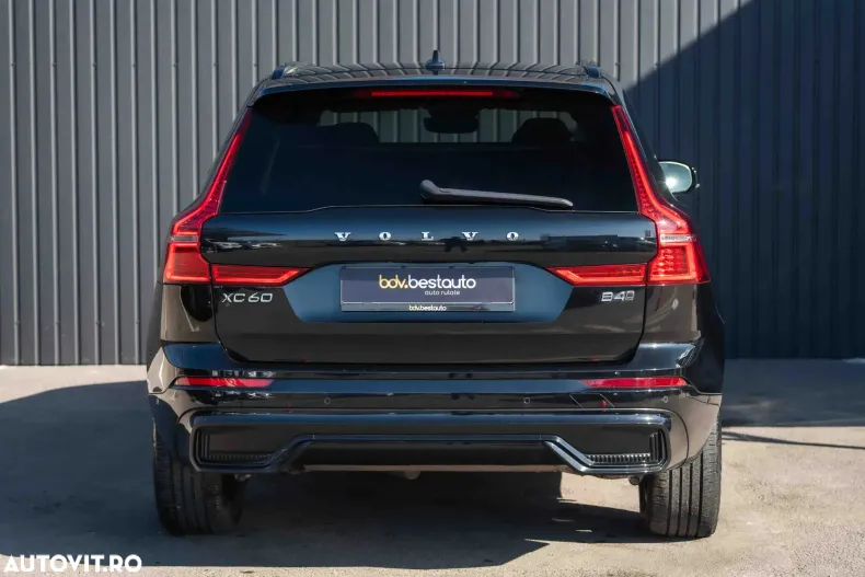 Volvo XC60 din 2022 cu 131.599 km - oferta VOL195362 - foto 10