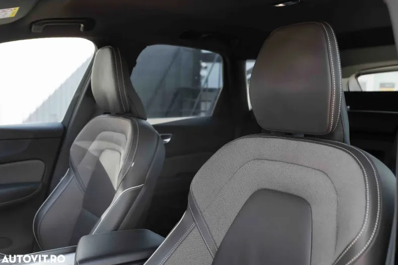 Volvo XC60 din 2022 cu 131.599 km - oferta VOL195362 - foto 21