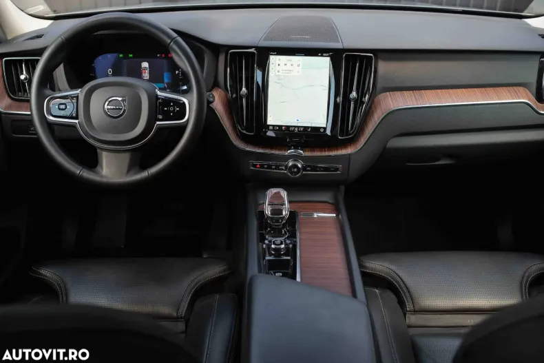 Volvo XC60 din 2023 cu 143.713 km - oferta VOL195363 - foto 28