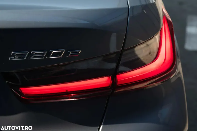 BMW 320e (Seria 3) din 2022 cu 107.854 km - oferta BMW195365 - foto 10