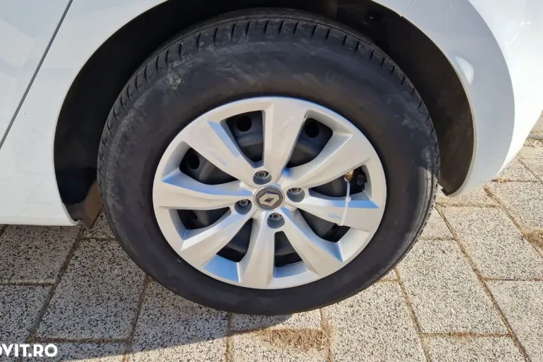 Renault Clio din 2020 cu 104.845 km - oferta REN195367 - foto 14