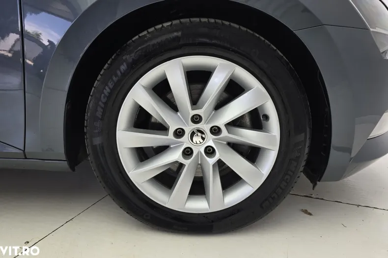 Skoda Superb din 2020 cu 143.494 km - oferta SKO195369 - foto 20