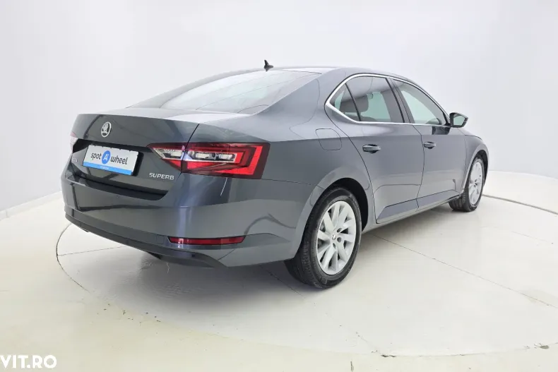 Skoda Superb din 2020 cu 143.494 km - oferta SKO195374 - foto 6
