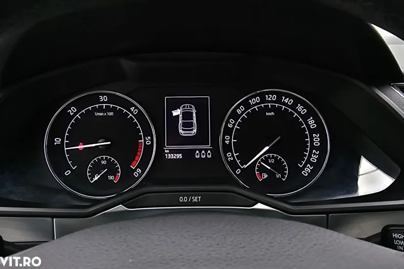 Skoda Superb din 2020 cu 143.494 km - oferta SKO195374 - foto 16