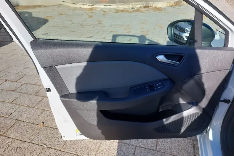 Renault Clio din 2020 cu 104.845 km - oferta REN195380 - foto 10