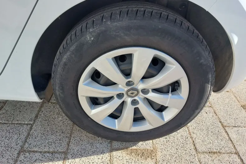 Renault Clio din 2020 cu 104.845 km - oferta REN195380 - foto 23