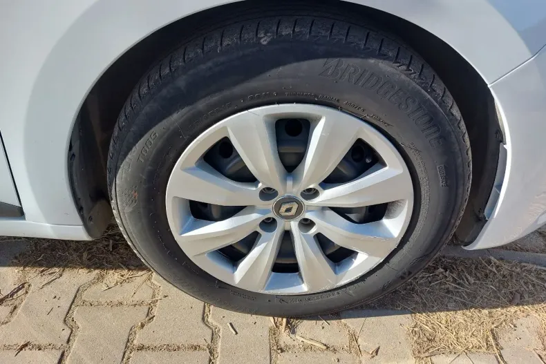 Renault Clio din 2020 cu 104.845 km - oferta REN195380 - foto 25