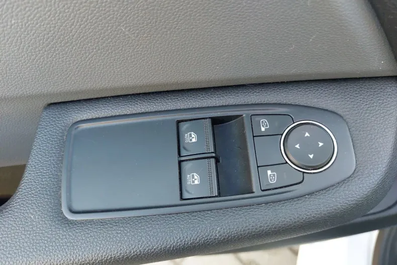 Renault Clio din 2020 cu 67.685 km - oferta REN195381 - foto 11