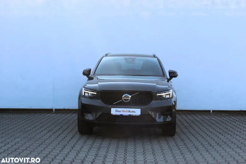 Volvo XC40 din 2025 cu 1.000 km - oferta VOL195388 - foto 2