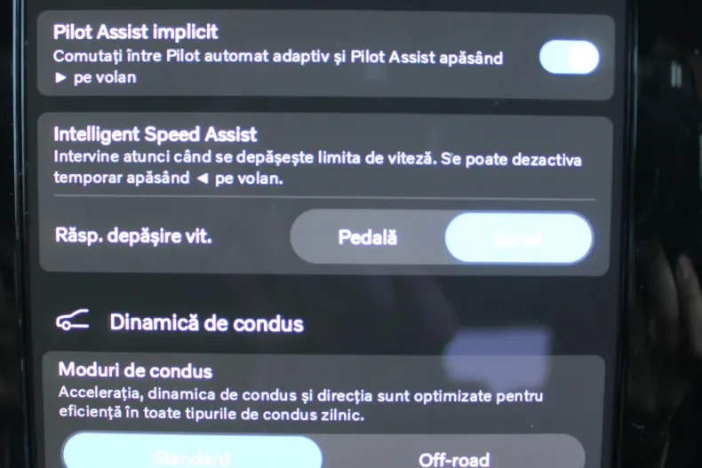 Volvo XC40 din 2025 cu 1.000 km - oferta VOL195388 - foto 24