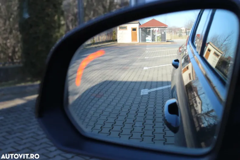 Volvo XC40 din 2025 cu 1.000 km - oferta VOL195388 - foto 36