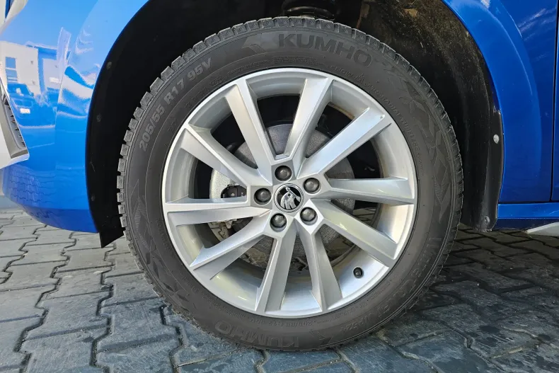 Skoda Kamiq din 2025 cu 4.747 km - oferta SKO195389 - foto 4