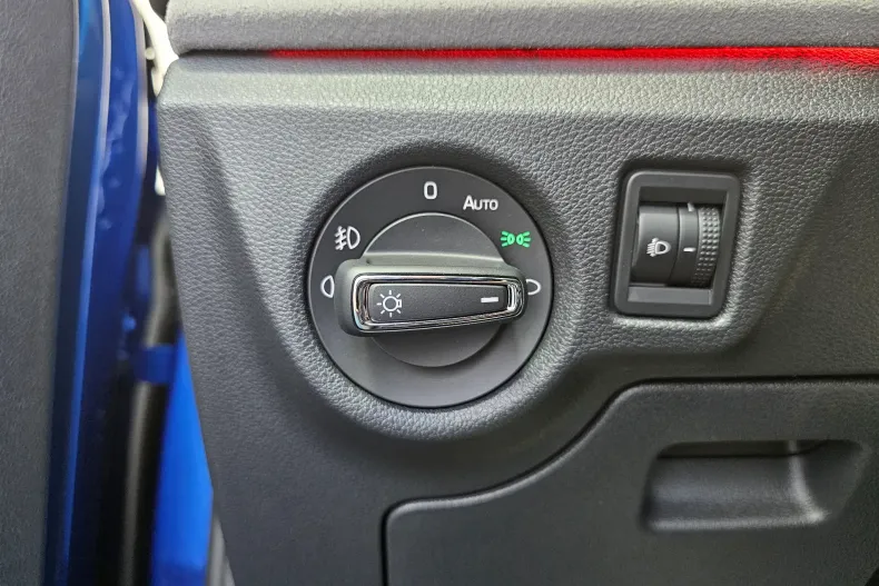 Skoda Kamiq din 2025 cu 4.747 km - oferta SKO195389 - foto 8