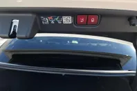 Mercedes-Benz C din 2025 cu 13.220 km - oferta MER195392 - foto 19