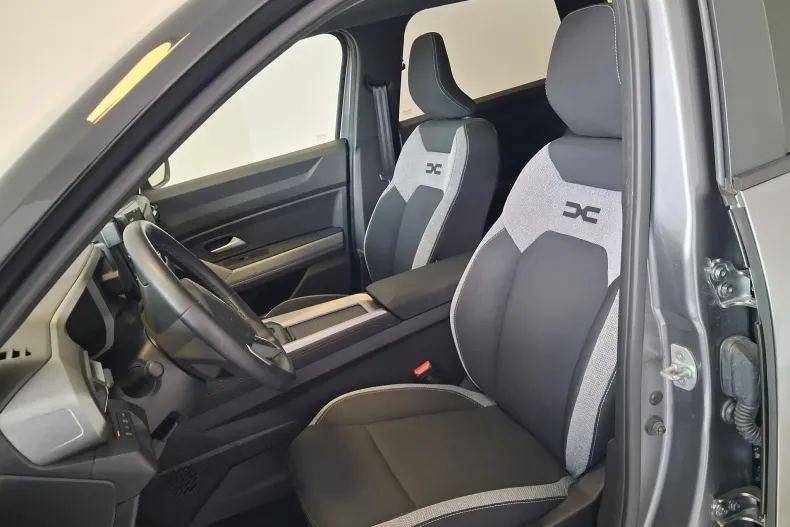 Dacia Bigster din 2025 cu 18.619 km - oferta DAC195395 - foto 17