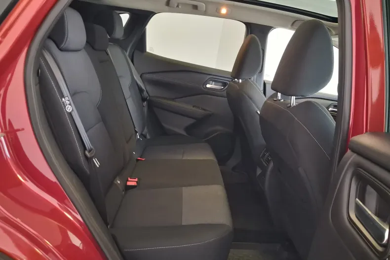 Nissan Qashqai din 2023 cu 30.583 km - oferta NIS195396 - foto 4