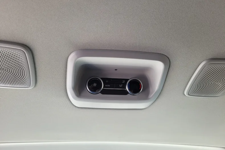 Volkswagen Caravelle din 2025 cu 20 km - oferta VOL195400 - foto 13