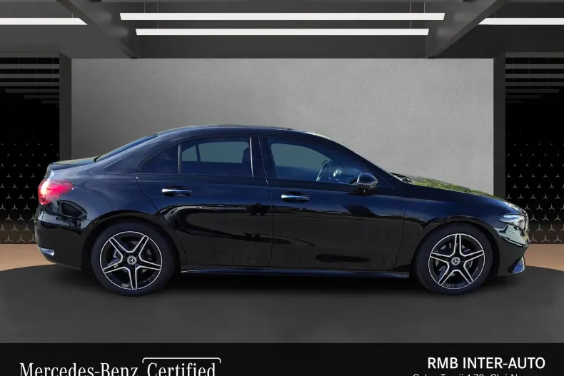 Mercedes-Benz A 200 (Clasa A) din 2024 cu 10.600 km - oferta MER195404 - foto 14