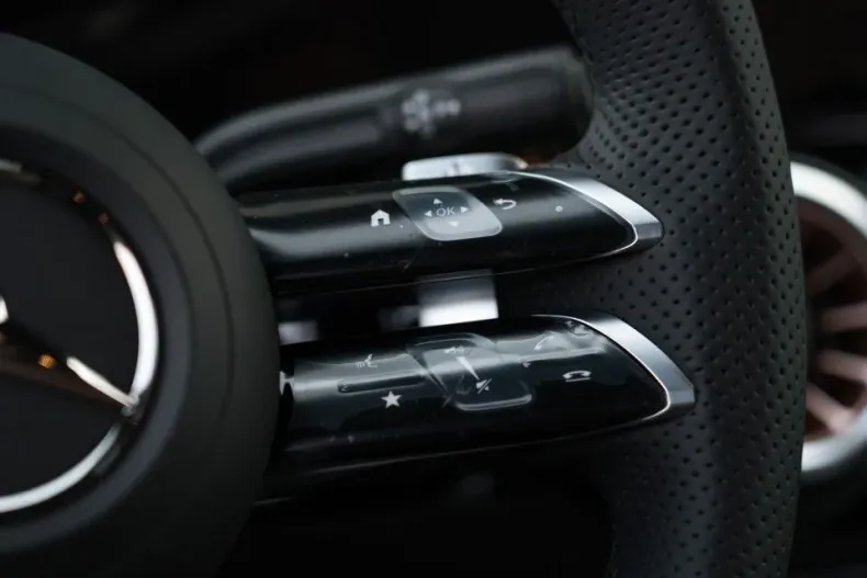 Mercedes-Benz EQA din 2025 cu 6.000 km - oferta MER195405 - foto 18