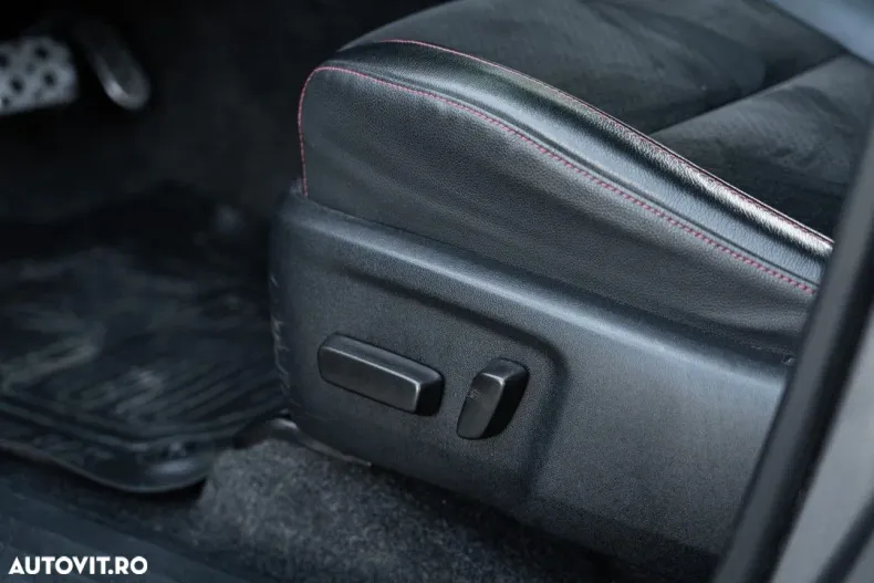 Toyota Hilux din 2023 cu 52.661 km - oferta TOY195407 - foto 17