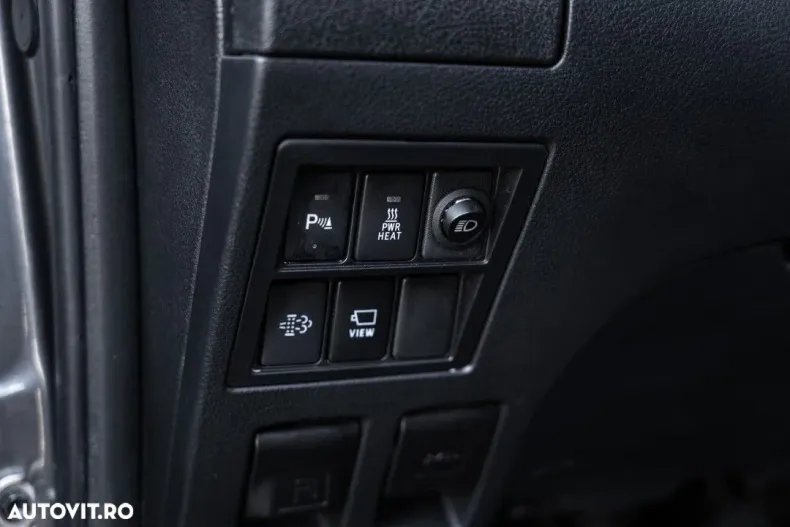 Toyota Hilux din 2023 cu 52.661 km - oferta TOY195407 - foto 33