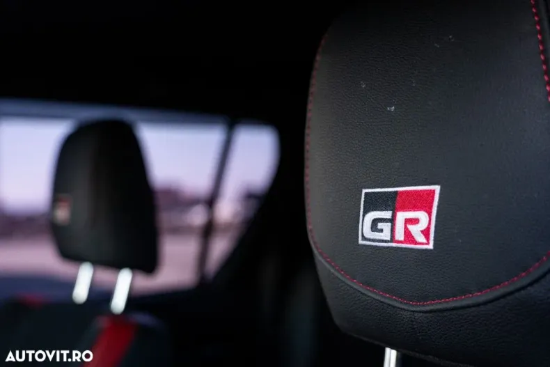 Toyota Hilux din 2023 cu 52.661 km - oferta TOY195407 - foto 34