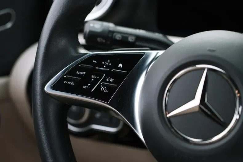 Mercedes-Benz A 180 (Clasa A) din 2025 cu 27.900 km - oferta MER195408 - foto 18