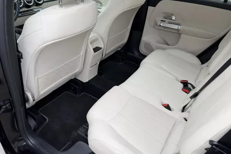 Mercedes-Benz GLB din 2023 cu 15.500 km - oferta MER195422 - foto 10