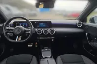 Mercedes-Benz A 220 (Clasa A) din 2024 cu 10.900 km - oferta MER195423 - foto 11