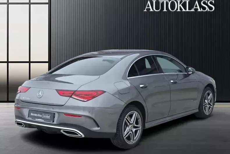 Mercedes-Benz CLA 250 (Clasa CLA) din 2023 cu 28.000 km - oferta MER195425 - foto 5