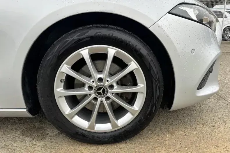 Mercedes-Benz A 180 (Clasa A) din 2022 cu 48.000 km - oferta MER195427 - foto 14