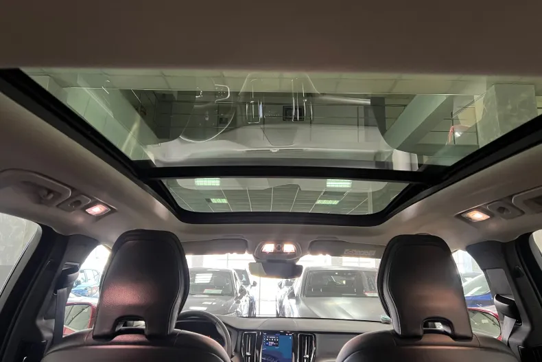 Volvo XC60 din 2021 cu 95.000 km - oferta VOL195428 - foto 19