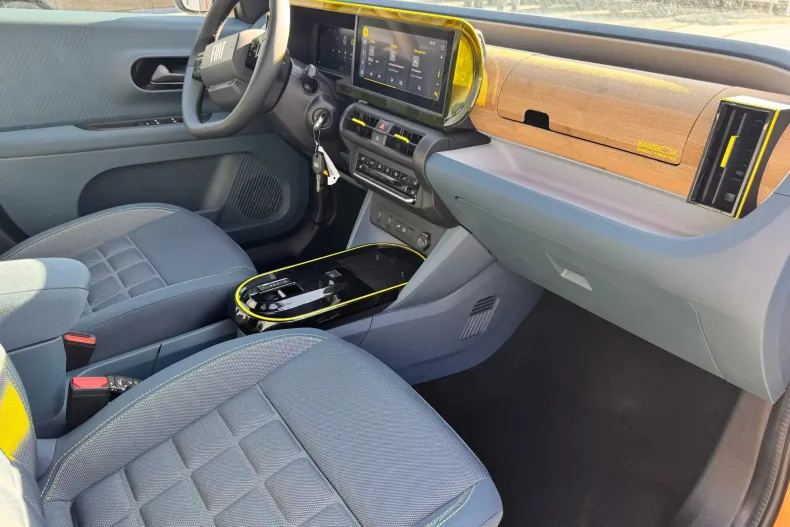 Fiat Grande Panda din 2025 cu 10 km - oferta FIA195430 - foto 14